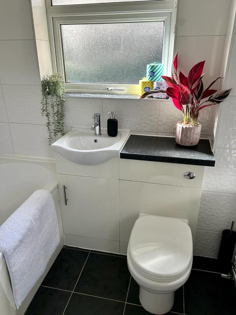 Stylish 3 Bed House Holiday home Hitchin